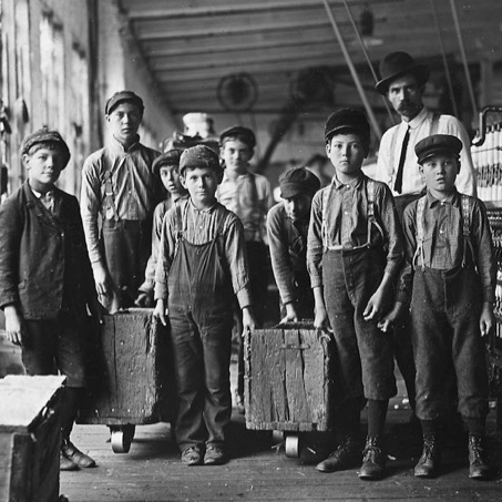 Lewis Hine Photo of Child Laborers
